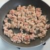 大葉でさっぱり!【鶏ひき肉とピーマンの甘辛そぼろ丼】の工程2