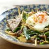 スタミナ・温玉のっけレバニラ炒め