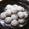 杉山かふんの作ってみた!投稿(米粉の塩チョコスノーボール【卵・乳・小麦不使用】)