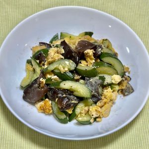 キャピタンの作ってみた!投稿(きゅうりと卵の炒め物)