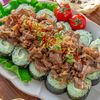 やみつき激うま!【甘辛牛肉のせ バジルチーズキンパ】ガパオ風