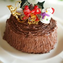 低糖質　簡単ブッシュドノエル！レンジで4分チョコレートケーキ