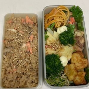 1203815の作ってみた!投稿(包丁不要で簡単！【秋鮭と舞茸の炊き込みご飯】)