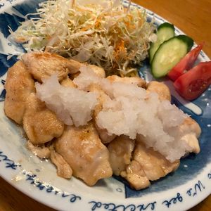 ねおたんの作ってみた!投稿(鶏むねでコスパ最強♩さっぱりおろしチキン)