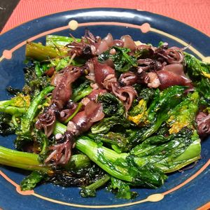 とーこ♪の作ってみた!投稿(ほたるいかと菜の花のプランチャ （スペインバル風の炒めもの）)
