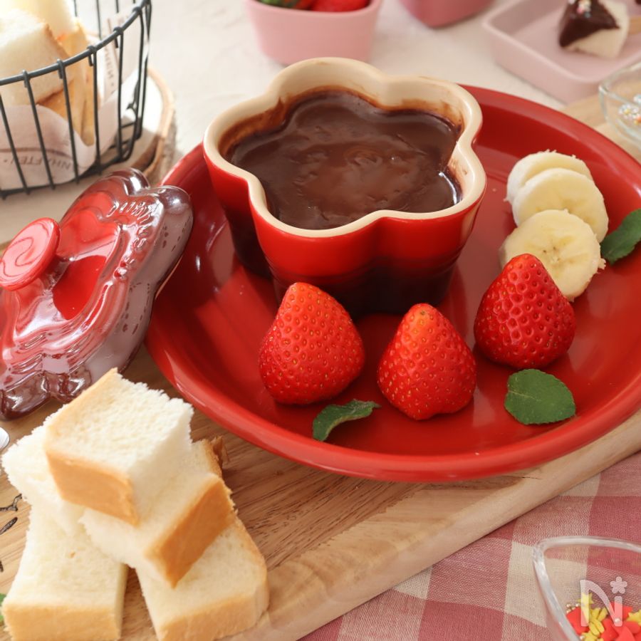 チョコレートフォンデュのレシピ