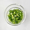 混ぜるだけ!粉末うどんスープでうま味ぎゅっとおにぎりの工程1