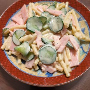 たりおの作ってみた!投稿(抱えて食べたい♩我が家のマカロニサラダ)