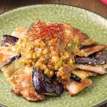 フライパンひとつで作る♪豚肉となすのねぎ味噌ダレ