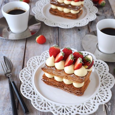 パイシートで パリサク ミルフィーユ カスタードホイップ By きゃらきゃら レシピサイト Nadia ナディア プロの料理家のおいしいレシピ