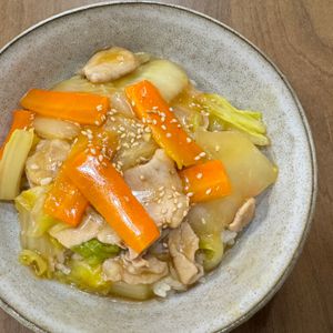 ほっぺすりすりの作ってみた!投稿(豚バラ白菜のあんかけ中華丼)