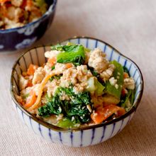 【レンジで簡単♪小松菜の白和え】
