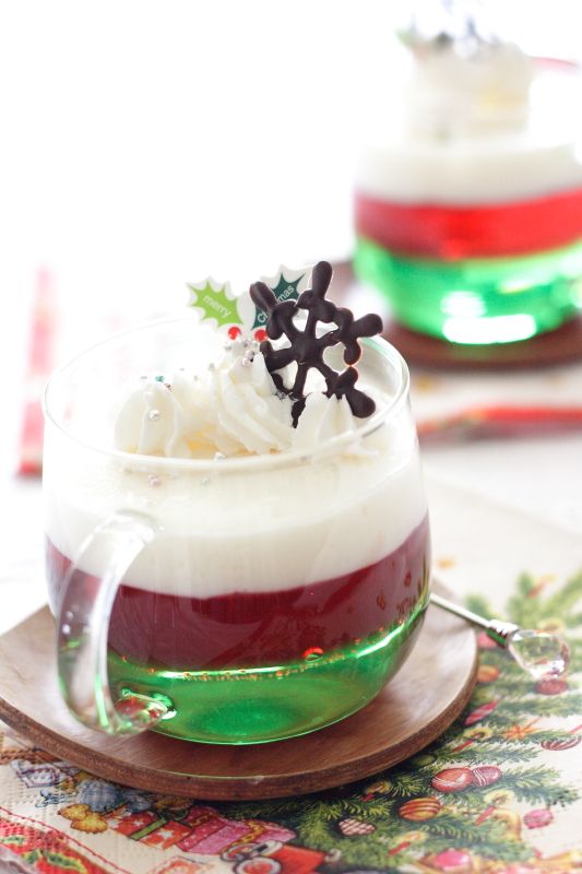 クリスマスカラーの3色ゼリー レシピサイトnadia