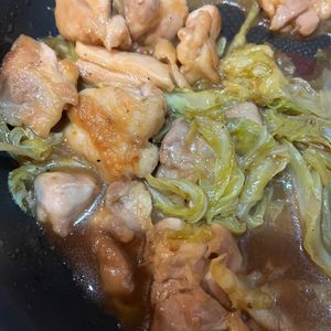 あいのの作ってみた!投稿(ワンパンで簡単!鶏肉とキャベツのポン酢照り焼き【重ねて放置】)