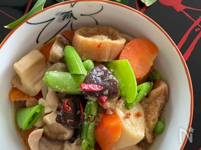 便利な乾物で絶品♡鶏肉と野菜の煮物 | レシピサイトNadia