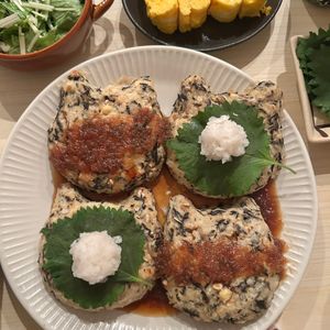 うにの作ってみた!投稿(ヘルシーなのに本格的！家族も大満足な【ひじき入り豆腐バーグ】)