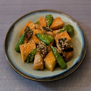 𝔂𝓾𝓶𝓲🍓の作ってみた!投稿(【ぶりと厚揚げのオイスターソース炒め】ごはん泥棒おかず！)