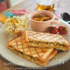 あまったポテサラでチーズホットサンド！ 