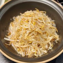 【もやしのガーリックペッパー和え】お酒片手に箸が止まらない♪