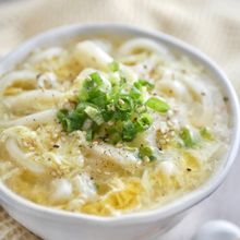 生姜でポカポカ！塩かきたまうどん