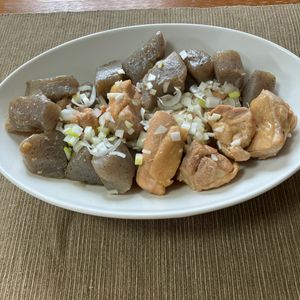 あすかの作ってみた!投稿(鶏もも肉とこんにゃくの味噌煮込み【作り置き】)