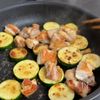 ワンパン10分！【白だしレモンチキン】の工程3