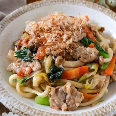 白だしで作る♪長ねぎが美味しい焼きうどん