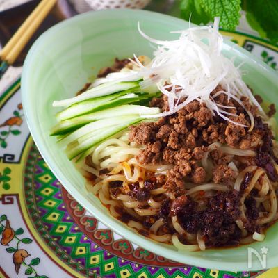 ピリ辛がやみつき【レンジで簡単肉味噌】汁なし担々麺