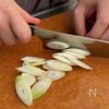 鍋ひとつですぐできる！【ねぎ塩ツナ麺】の工程1