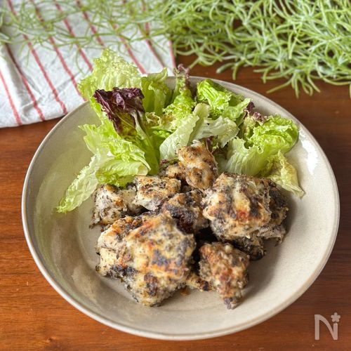 揉んで焼くだけ「むね肉のゆかりチキン」
