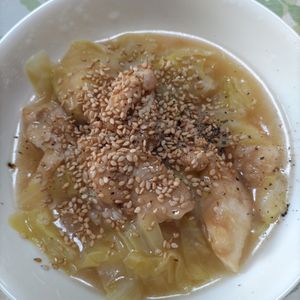 KUMIKOの作ってみた!投稿(【鶏キャベツうま塩とろみ炒め】食材2つ！早うまヘルシーおかず)