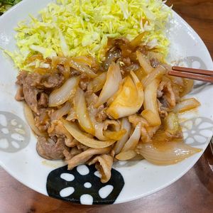 1169387の作ってみた!投稿(たっぷり千切りキャベツと一緒に食べる♡『豚こま肉の生姜焼き』)