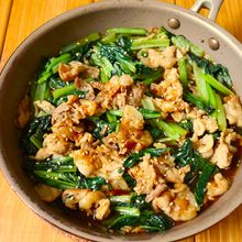 ワンパン10分！【豚肉と小松菜のオイスター炒め】ご飯すすむ♩