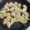 【鶏むね肉と青梗菜の中華風塩炒め】お肉しっとり！あっさり旨いの工程2