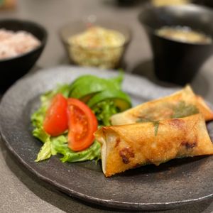 chiyoの作ってみた!投稿(【長芋とツナの梅しそ春巻き】揚げ焼きで簡単♪梅でさっぱり♡)