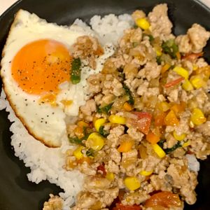 ぐ〜たら子の作ってみた!投稿(本格タイ料理☆ガパオライス)