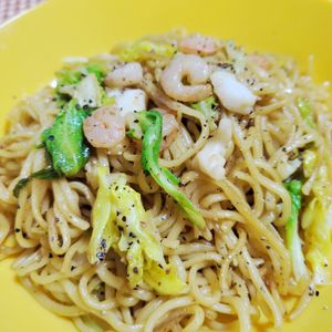 ヴェルの作ってみた!投稿(【息子大絶賛！ぱぱっと、うま塩焼きそば】ランチ/お弁当に)