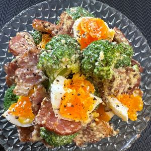楽ラク手抜キッチン🐶🐾の作ってみた!投稿(抱えて食べたい♪【ブロたまシーザー】お弁当にも◎)