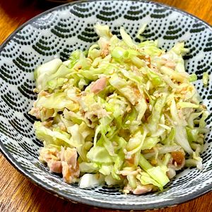 michuの作ってみた!投稿(ポリ袋で簡単！やみつきキャベツと梅ツナ旨だしサラダ)