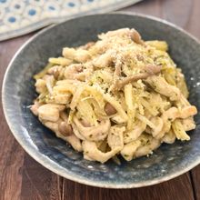 ご飯が進む！鶏むね肉と細切りじゃがいものバジル醤油炒め