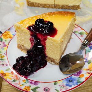 もんぶらん°・*:.。.☆の作ってみた!投稿(《黄金比》とろとろ濃厚贅沢♡【生ベイクドチーズケーキ】)