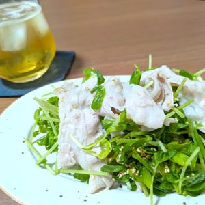 もっちの作ってみた!投稿(やみつき♪『豚こまと豆苗のうまだれサラダ』【#作り置き】)