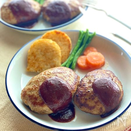 ほんのひと手間でお店の味 絶品ハンバーグ By Asuca レシピサイト Nadia ナディア プロの料理家のおいしいレシピ