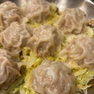 tAnAkoの作ってみた!投稿(餃子の皮で本格的！ズルいしゅうまい)