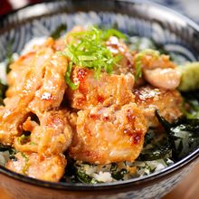 行列の定食屋さんの裏メニュー🍚✨鶏の味噌粕漬け丼🤩
