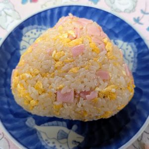 kai＆souの作ってみた!投稿(旨だしハムたまおにぎり)