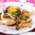 鮭と野菜の甘酢あんかけ