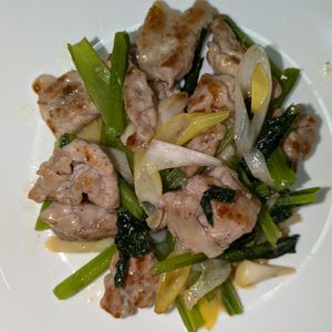 joe sanの作ってみた!投稿(パパっと作れる!小松菜と豚肉のねぎ塩炒め)