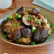 ごはんすすむ♡ナスと豚ひき肉の甘辛味噌炒め【丼・お弁当にも】