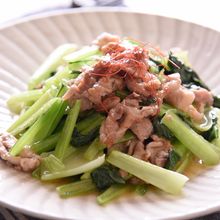 豚肉と小松菜のうま塩炒め*大盛り街中華*